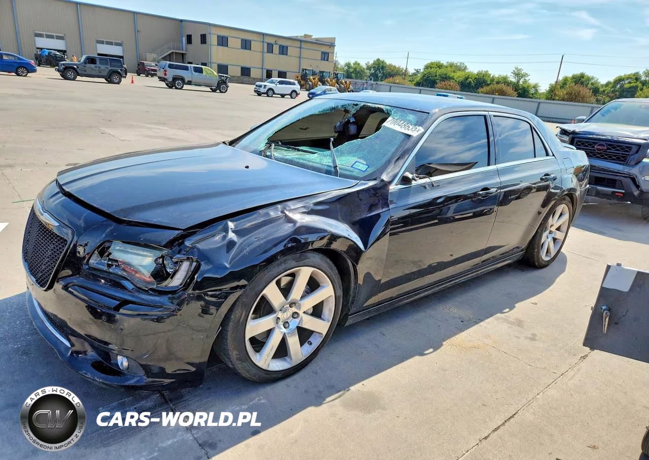 2013 Chrysler 300 Srt-8 – zdjęcie 1 z 12