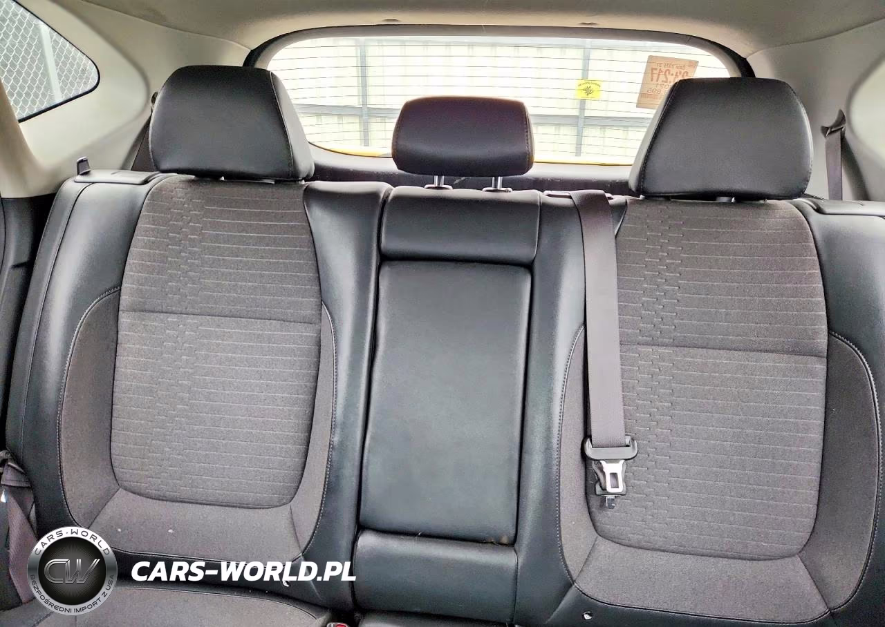 2021 Kia Seltos S VIN:KNDEUCAA3M7094018 - 10