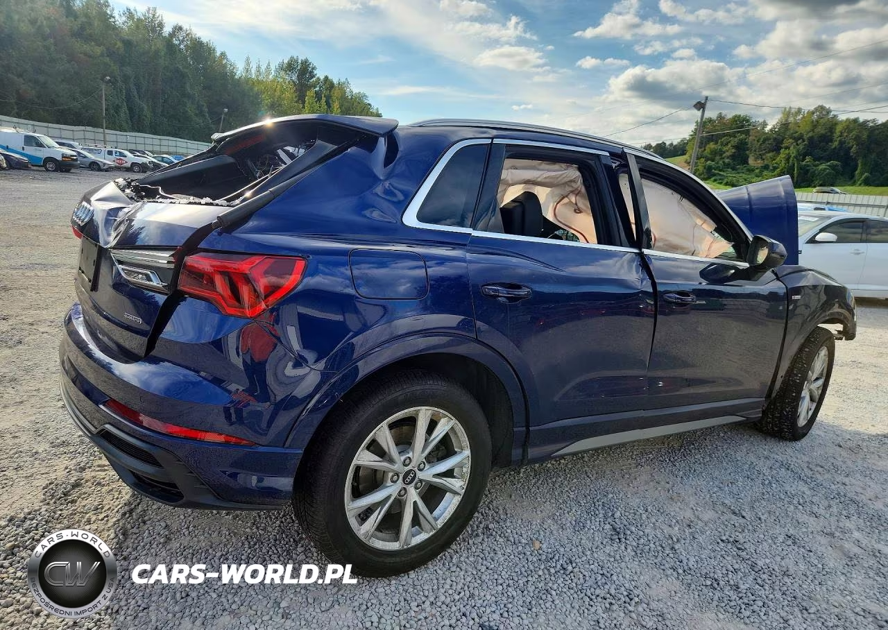2021 Audi Q3 Premium S Line 45 VIN:WA1DECF36M1050336 - 3