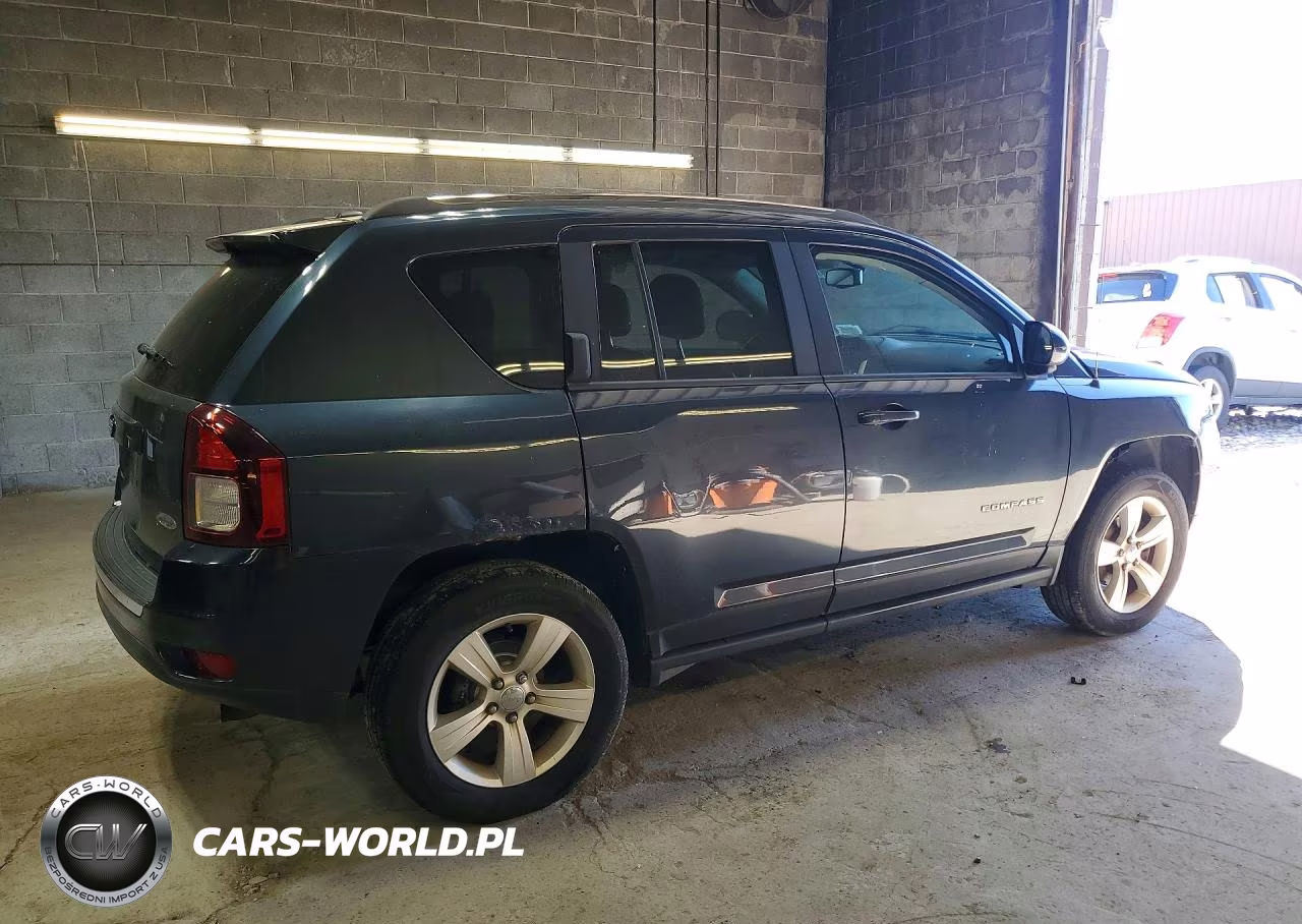 2015 Jeep Compass Latitude VIN:1C4NJDEB7FD280232 - 3