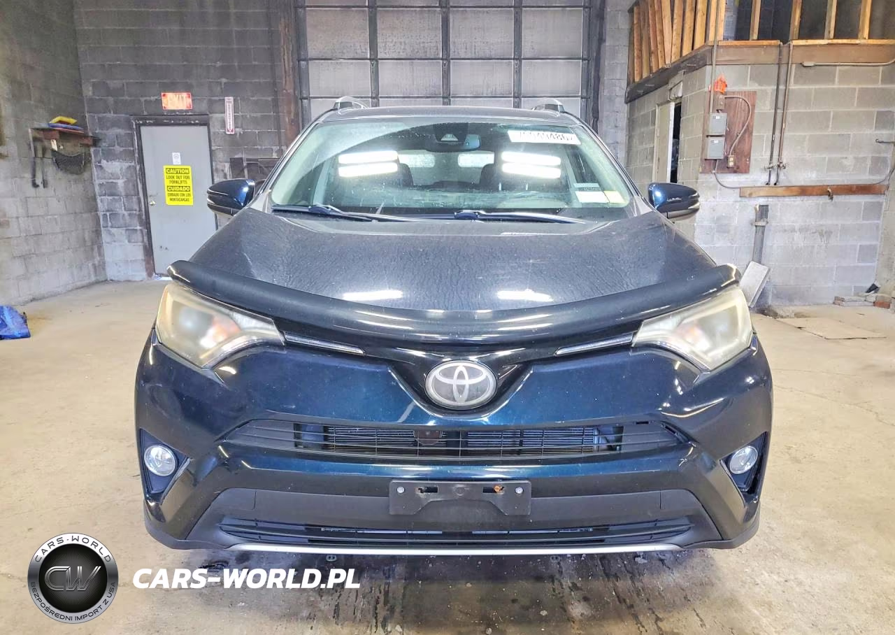 2017 Toyota Rav4 Xle VIN:2T3RFREV9HW654923 - 5