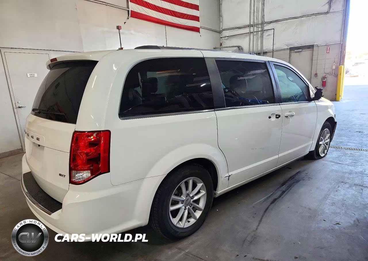 2020 Dodge Grand Caravan Sxt VIN:2C4RDGCGXLR174794 - 3
