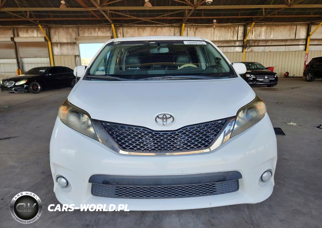 2012 Toyota Sienna Sport VIN:5TDXK3DC3CS212455 - 5