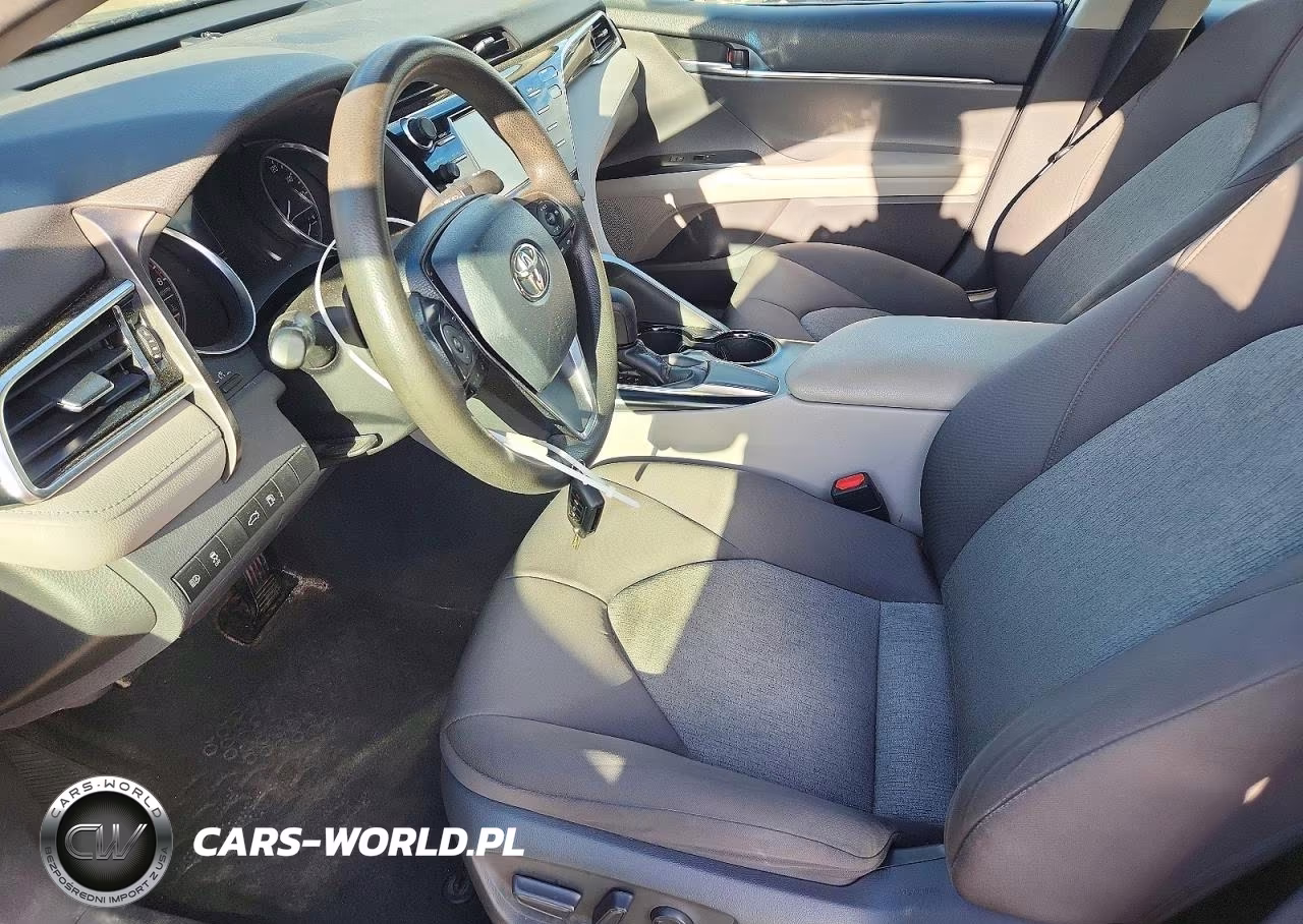 2018 Toyota Camry Le VIN:4T1B11HK6JU610959 - 7