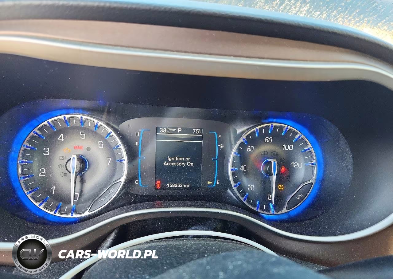 2017 Chrysler Pacifica Lx VIN:2C4RC1CG2HR521803 - 9