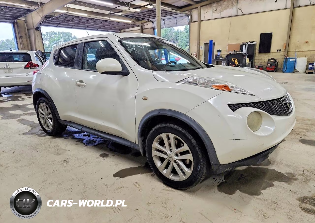 2013 Nissan Juke S VIN:JN8AF5MR2DT211055 - 4