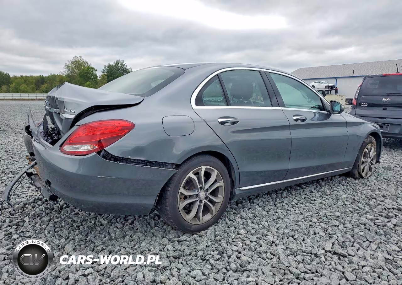2017 Mercedes-Benz C 300 4Matic VIN:55SWF4KB2HU186859 - 3