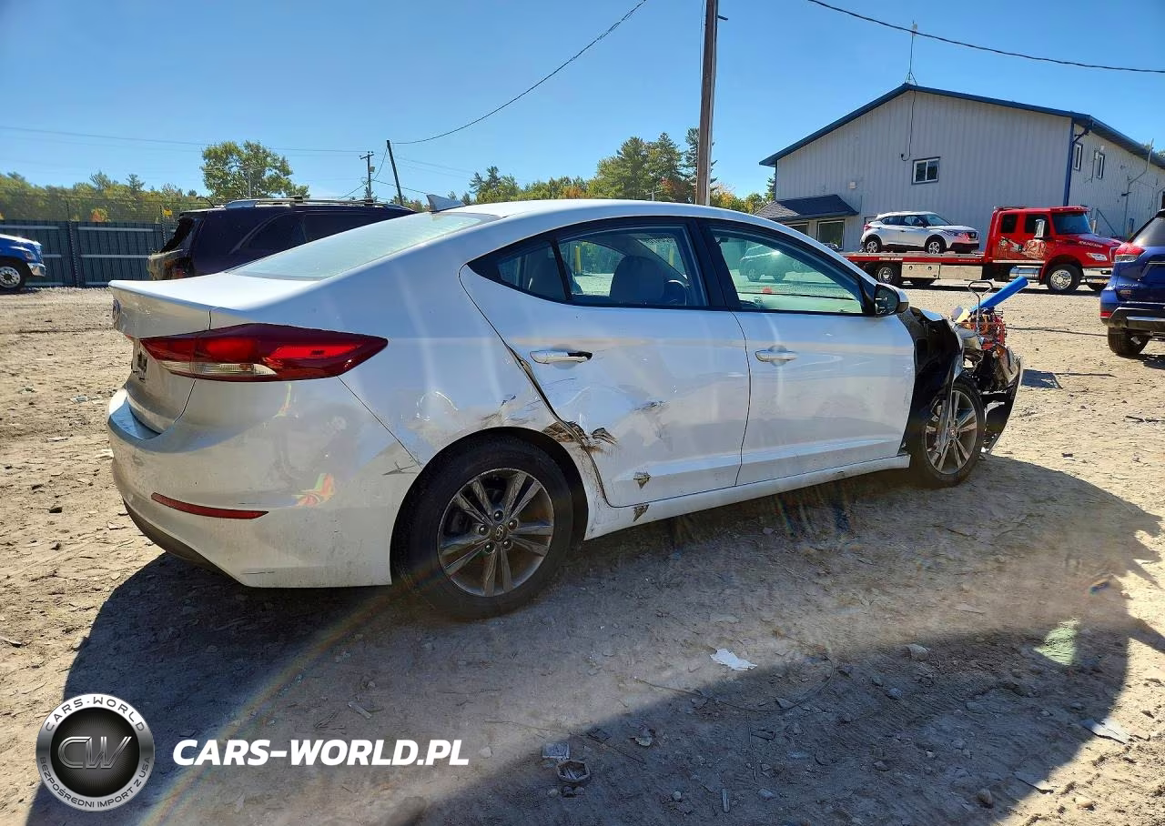 2018 Hyundai Elantra Sel VIN:5NPD84LF6JH270307 - 3