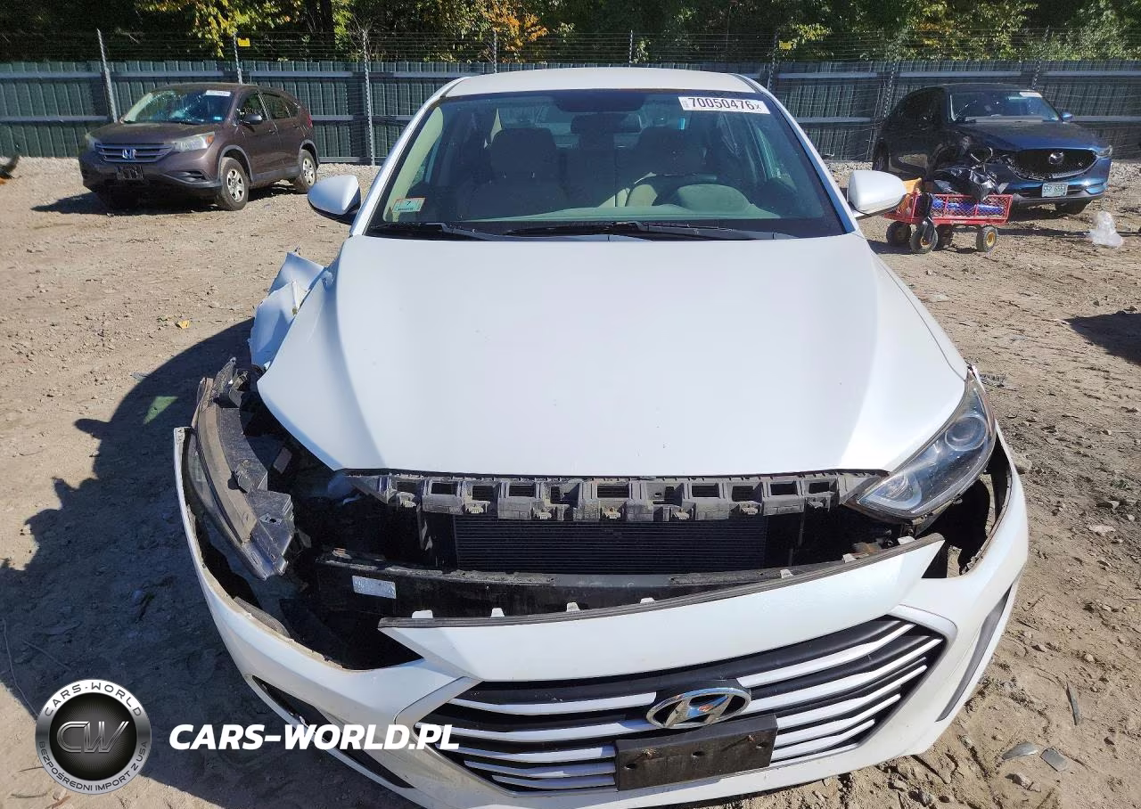 2018 Hyundai Elantra Sel VIN:5NPD84LF6JH270307 - 5