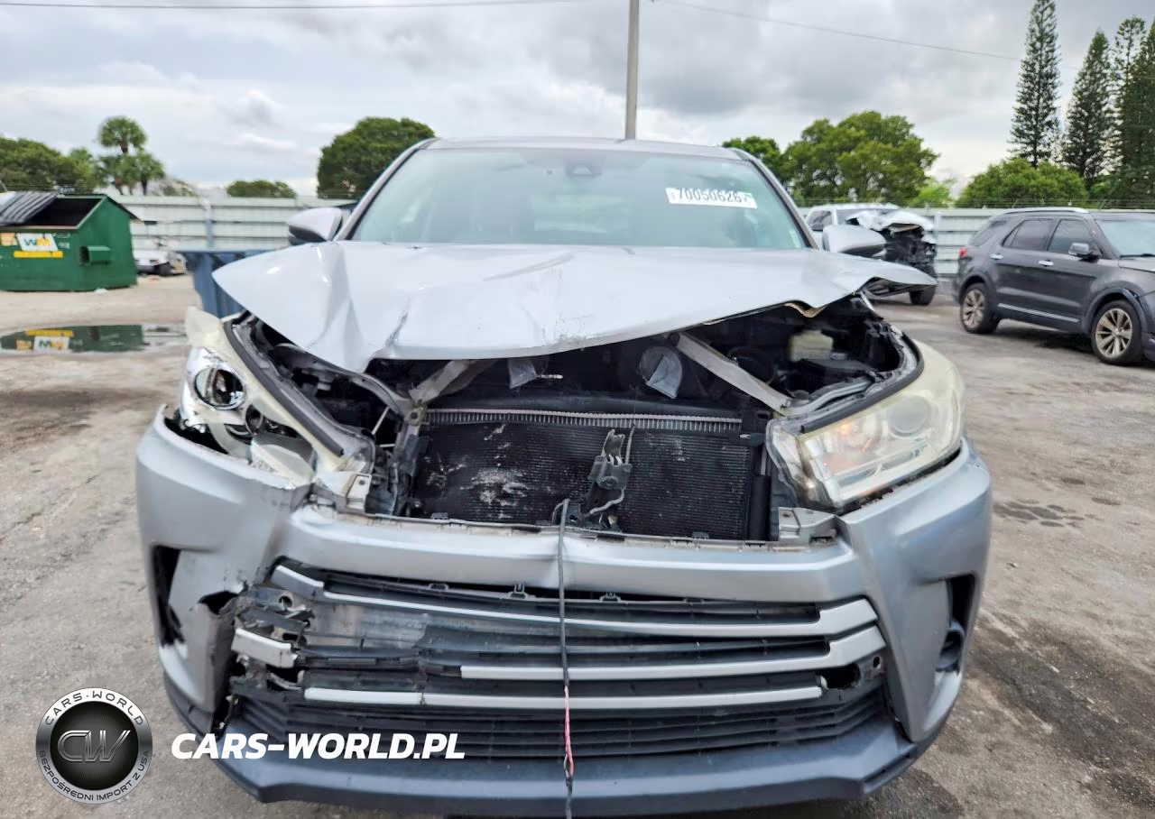 2017 Toyota Highlander Le VIN:5TDZARFH6HS025046 - 5