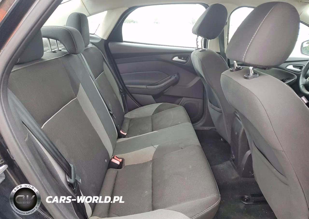 2014 Ford Focus Se VIN:1FADP3F23EL414960 - 10