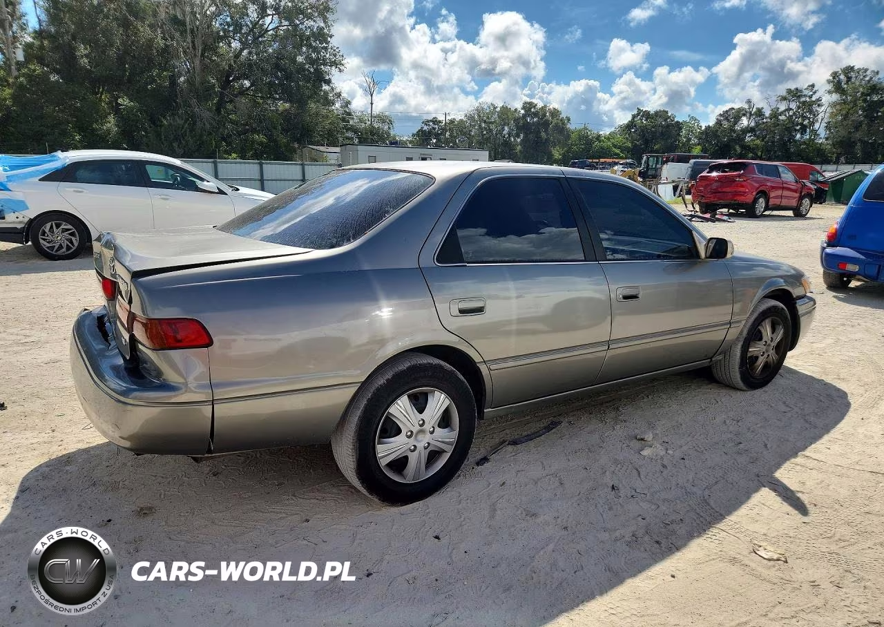 1997 Toyota Camry Le V6 VIN:4T1BF22K8VU020493 - 3