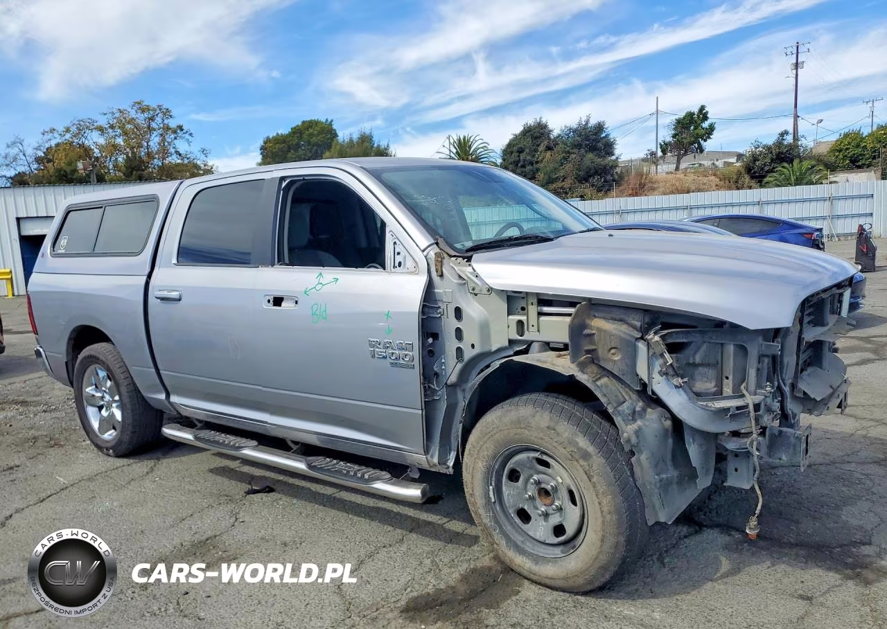 2019 Ram 1500 Classic Slt VIN:1C6RR6LTXKS604076 - 4