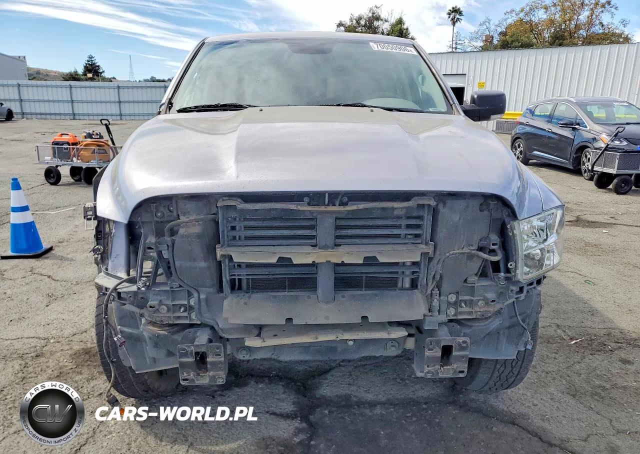 2019 Ram 1500 Classic Slt VIN:1C6RR6LTXKS604076 - 5