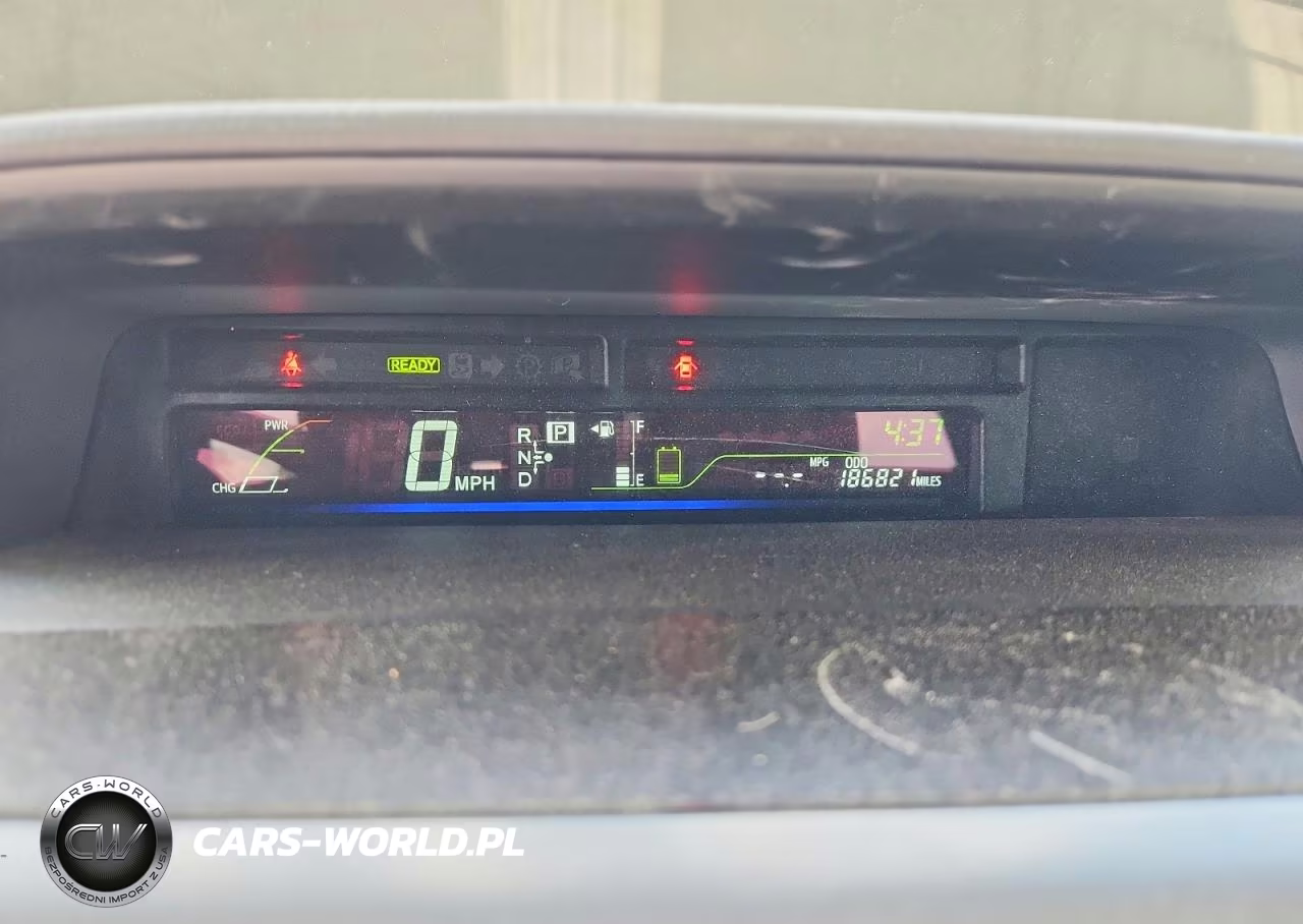 2014 Toyota Prius V Three VIN:JTDZN3EUXE3346861 - 9