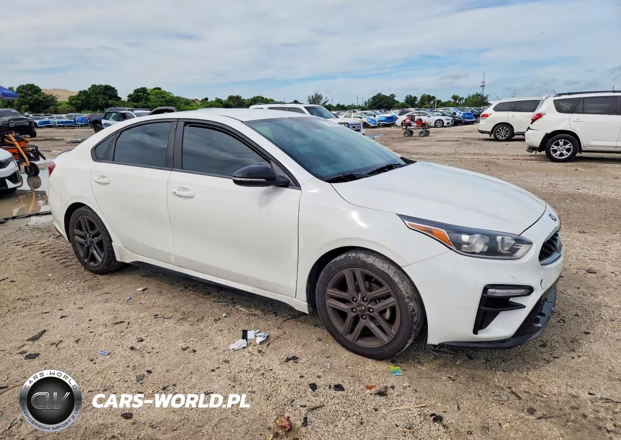 2020 Kia Forte Gt Line VIN:3KPF34AD9LE157838 - 4