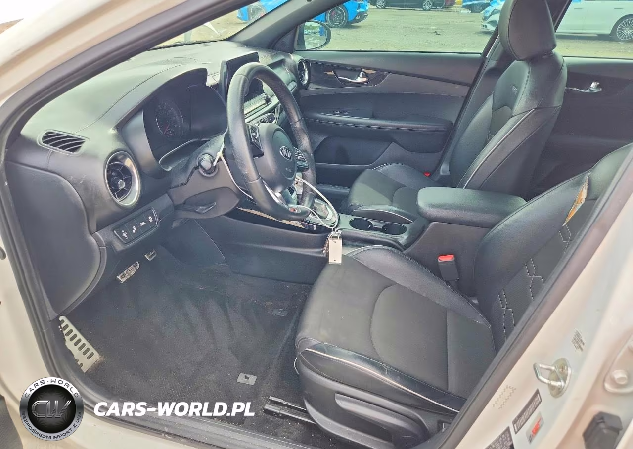 2020 Kia Forte Gt Line VIN:3KPF34AD9LE157838 - 7