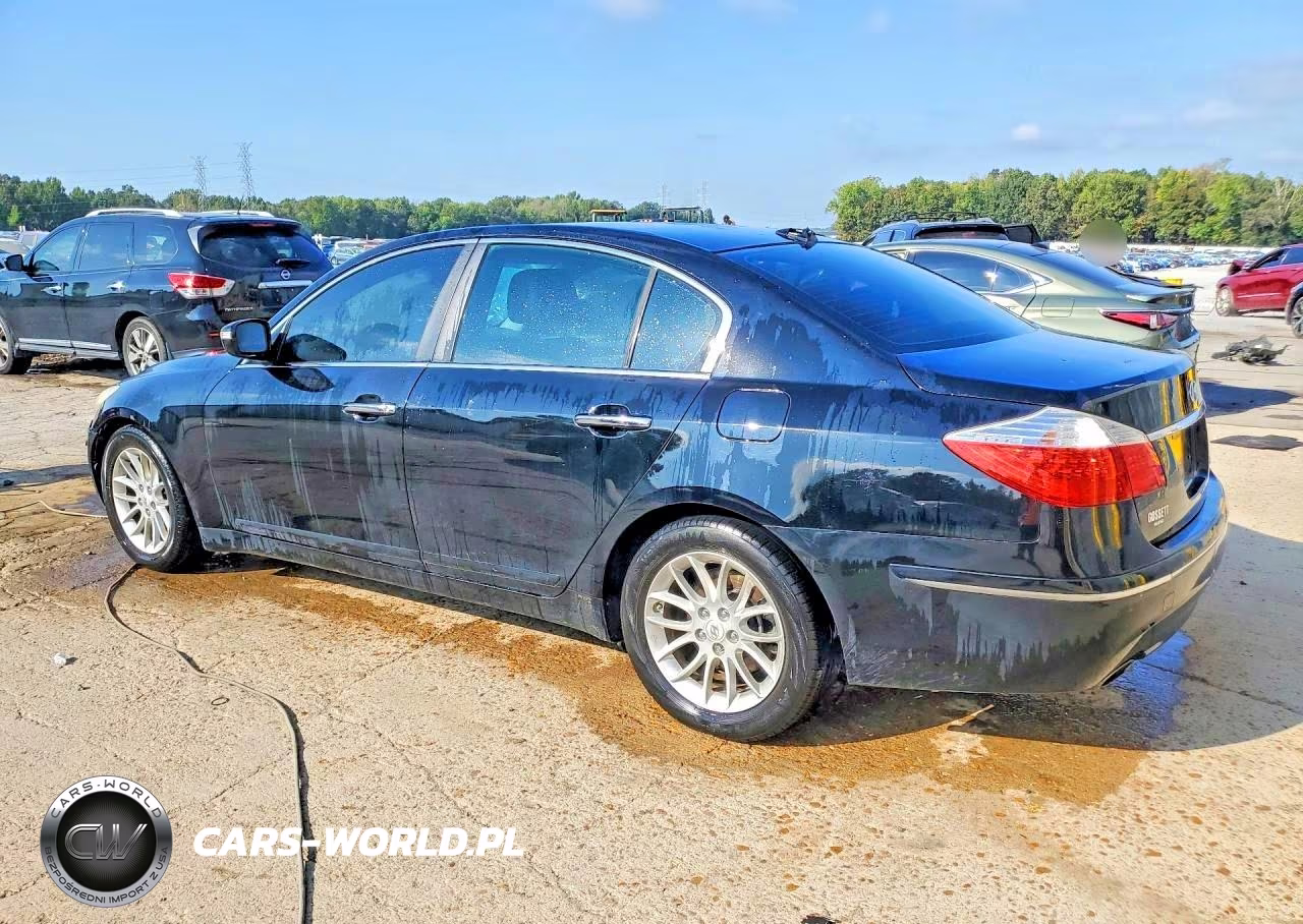 2010 Hyundai Genesis 3.8L VIN:KMHGC4DE2AU074853 - 2