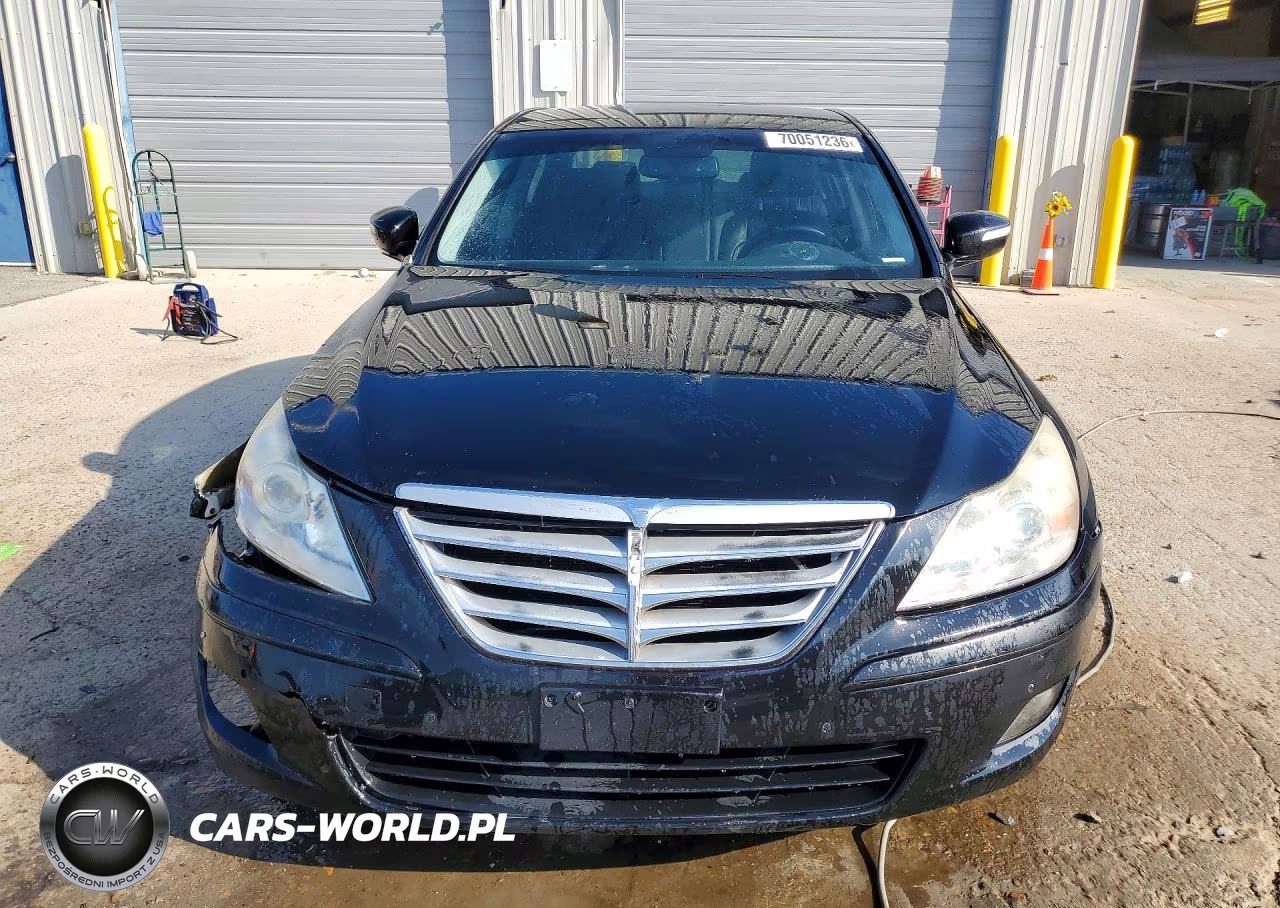 2010 Hyundai Genesis 3.8L VIN:KMHGC4DE2AU074853 - 5