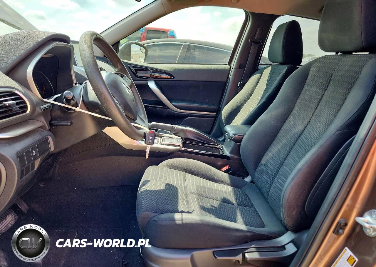 2019 Mitsubishi Eclipse Cross Le VIN:JA4AT4AA7KZ021575 - 7