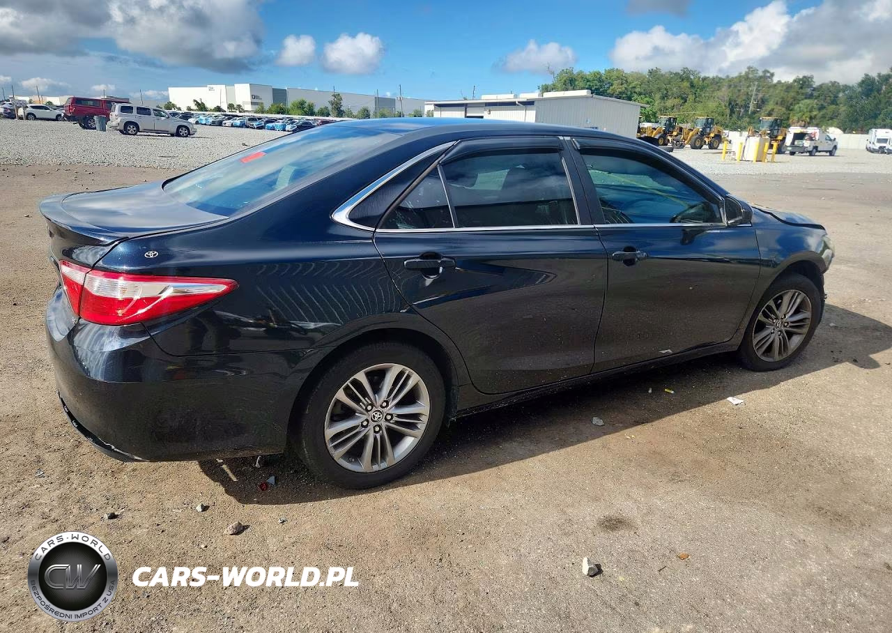 2015 Toyota Camry Se VIN:4T1BF1FK9FU092096 - 3