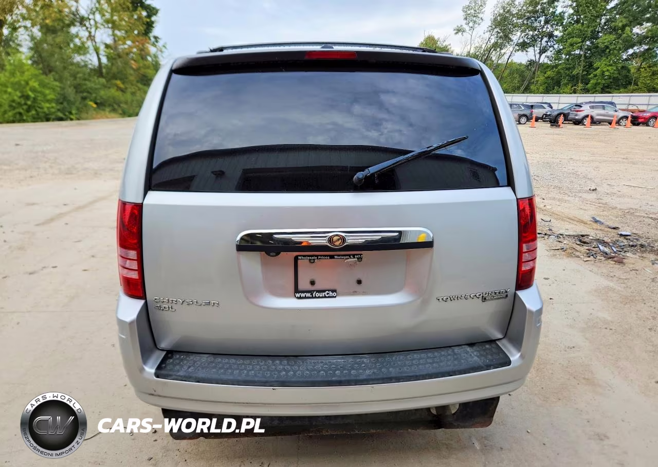 2010 Chrysler Town & Country Touring VIN:2A4RR5DX6AR501137 - 6
