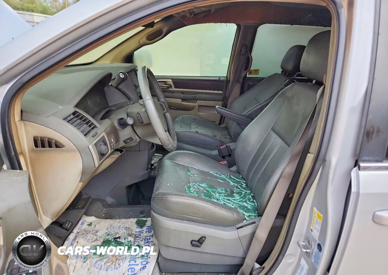 2010 Chrysler Town & Country Touring VIN:2A4RR5DX6AR501137 - 7