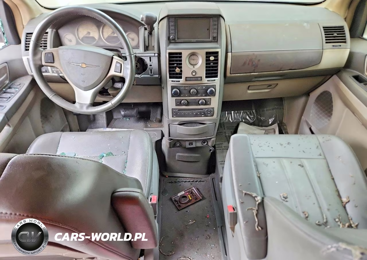 2010 Chrysler Town & Country Touring VIN:2A4RR5DX6AR501137 - 8