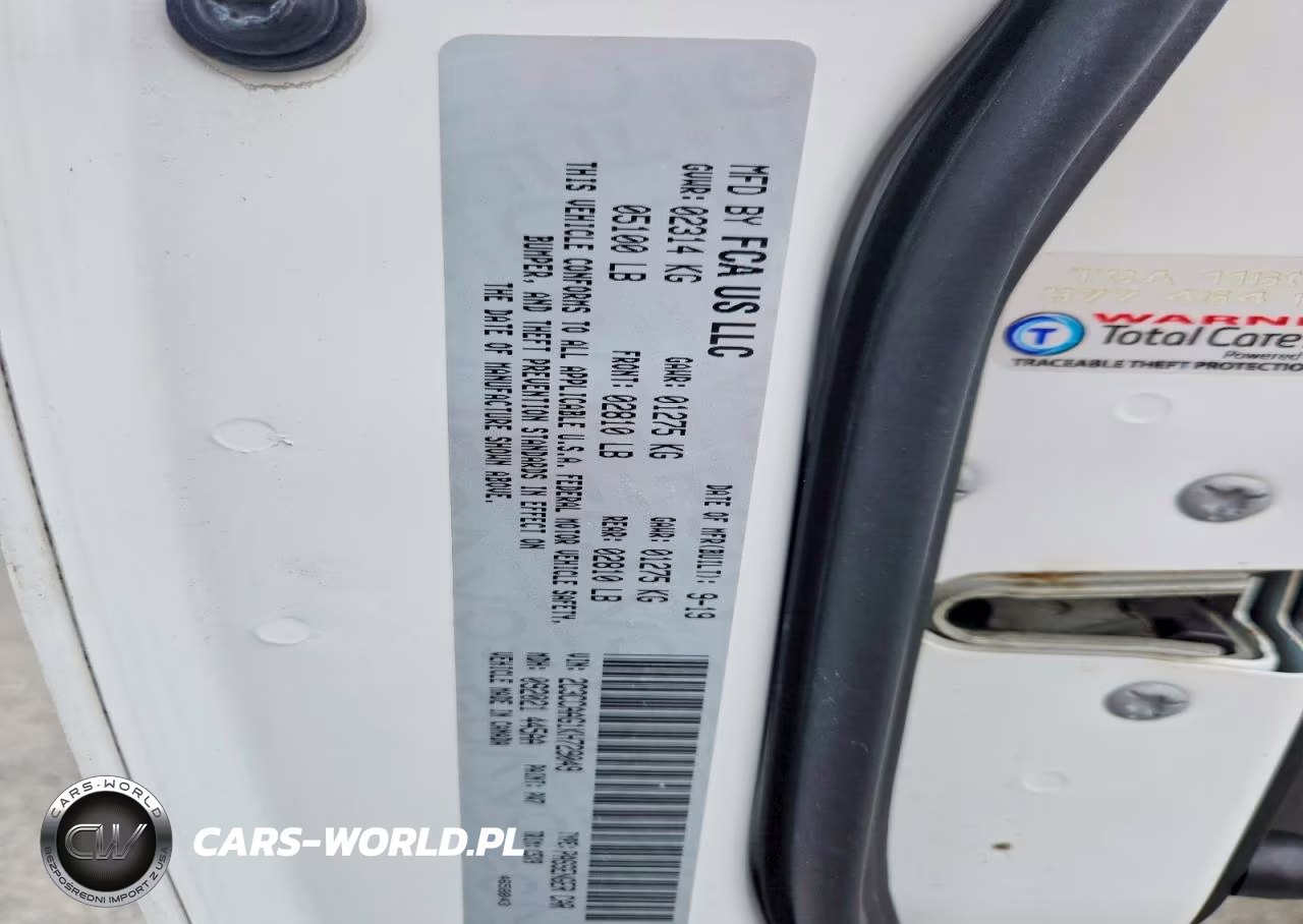 2019 Chrysler 300 Touring VIN:2C3CCAAG1KH729049 - 12
