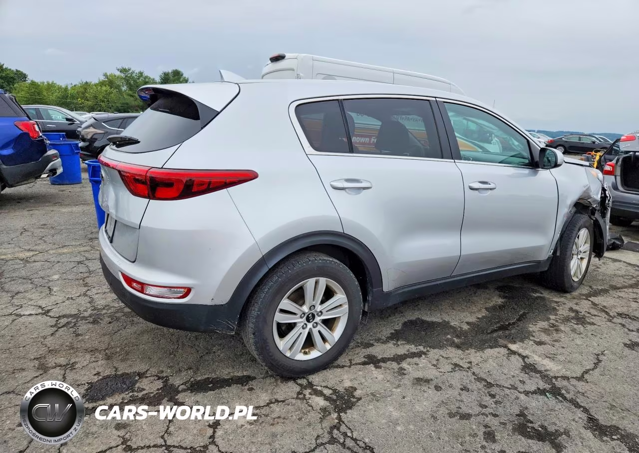 2019 Kia Sportage Lx VIN:KNDPM3AC3K7494524 - 3