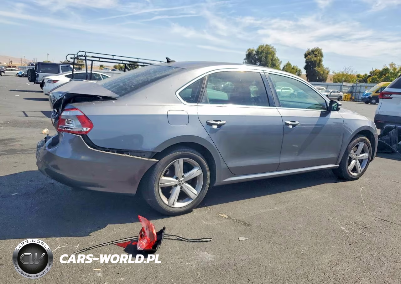 2014 Volkswagen Passat S VIN:1VWAS7A32EC048280 - 3