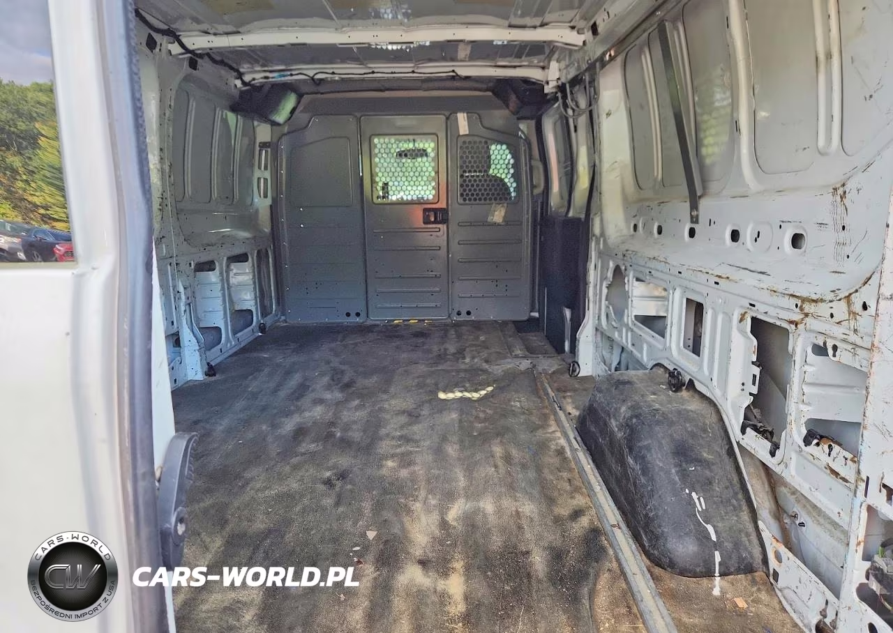 2015 Ford Transit T-250 VIN:1FTNR2ZG1FKA89811 - 10