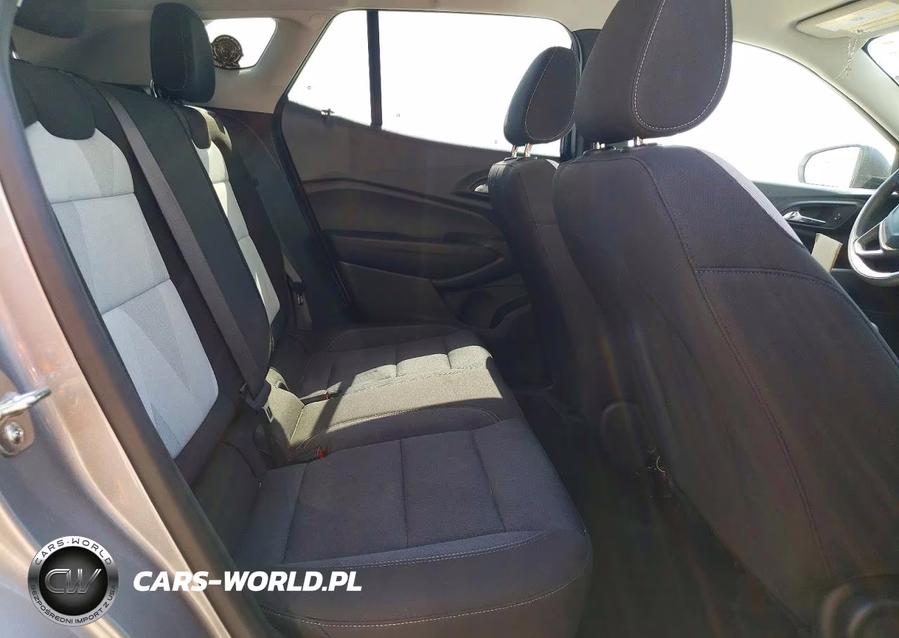 2025 Chevrolet Trax Ls VIN:KL77LFEP7SC265575 - 10