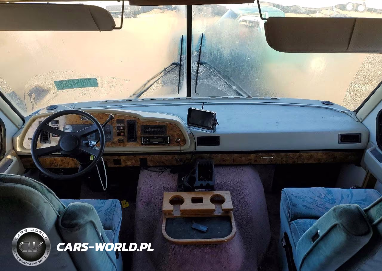 1992 Chevrolet Rv VIN:1GBKP37N8N3316053 - 5