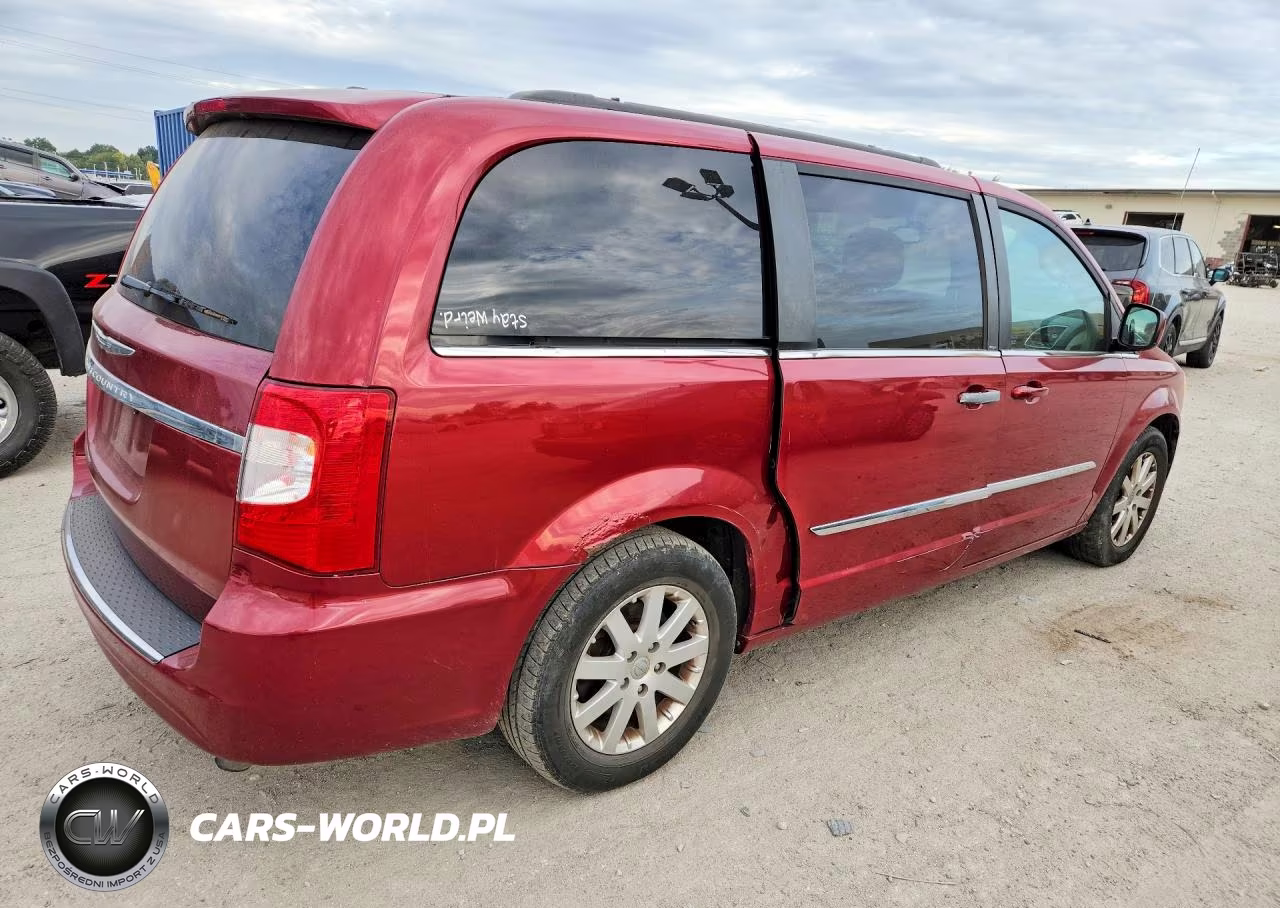 2013 Chrysler Town & Country Touring VIN:2C4RC1BG9DR777657 - 3