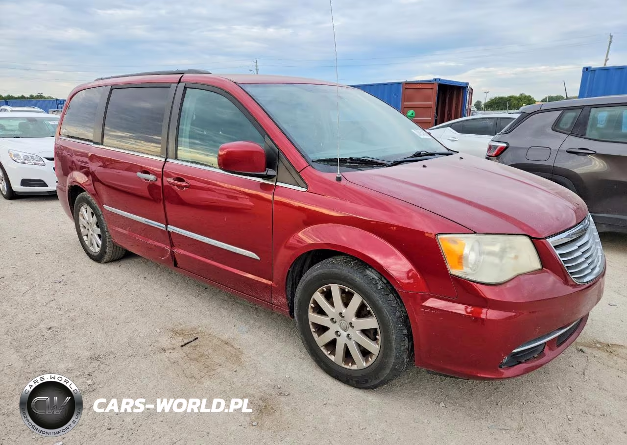 2013 Chrysler Town & Country Touring VIN:2C4RC1BG9DR777657 - 4