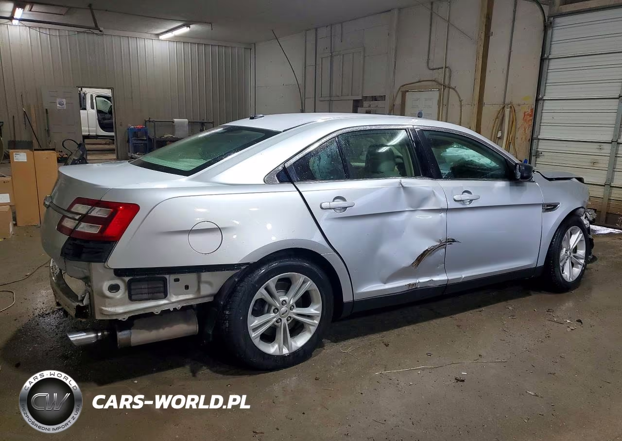 2016 Ford Taurus Se VIN:1FAHP2D83GG109747 - 3