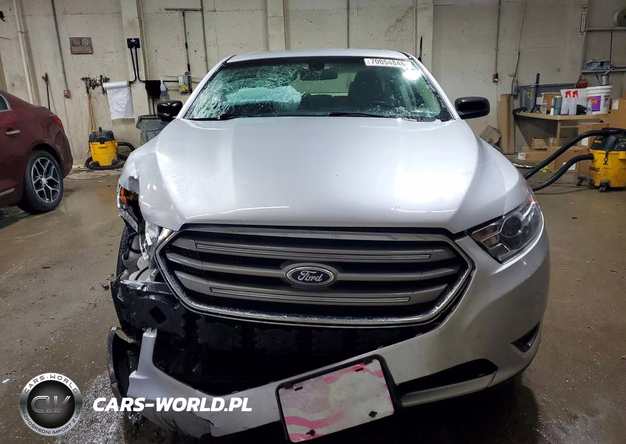 2016 Ford Taurus Se VIN:1FAHP2D83GG109747 - 5