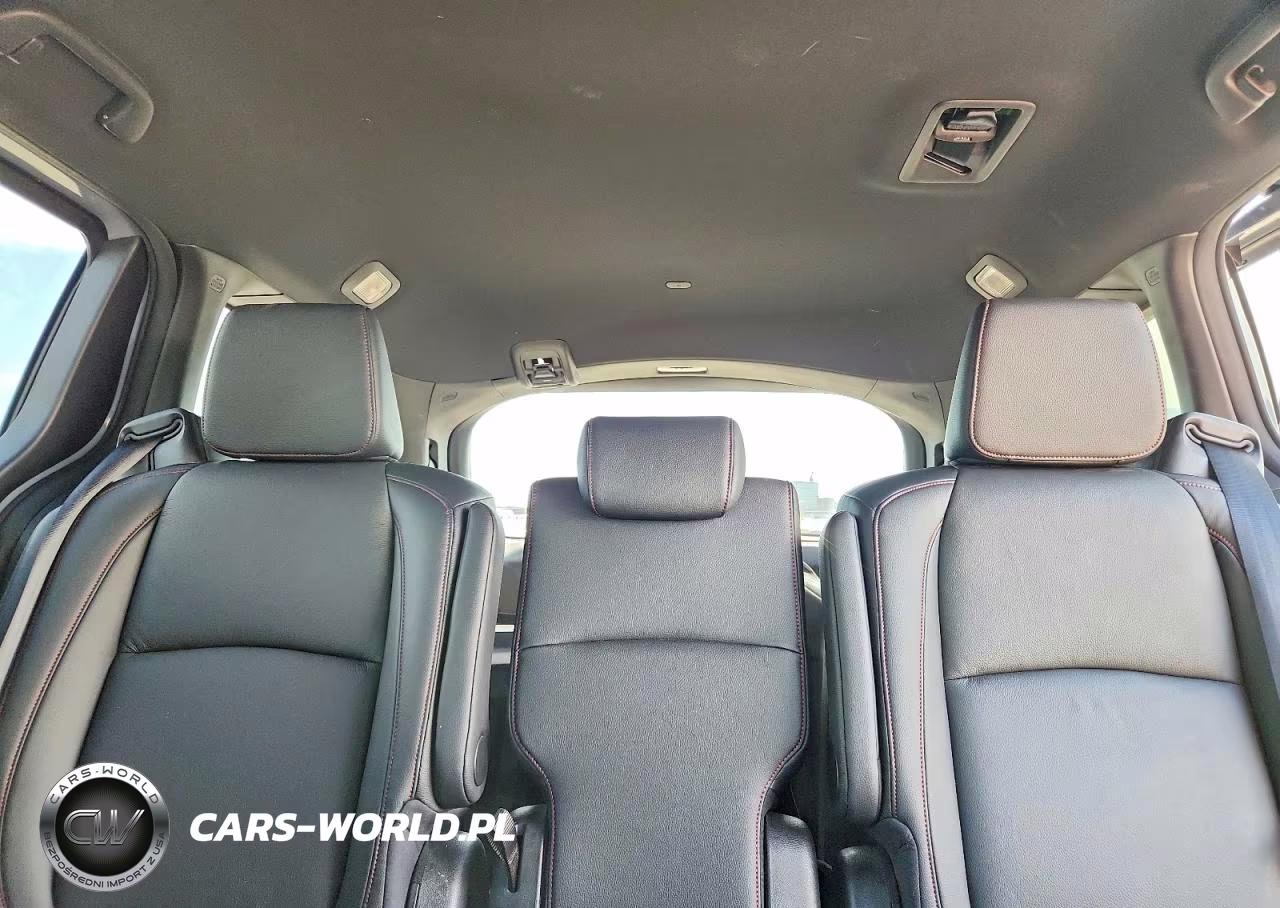 2023 Honda Odyssey Sport-L VIN:5FNRL6H75PB065814 - 10