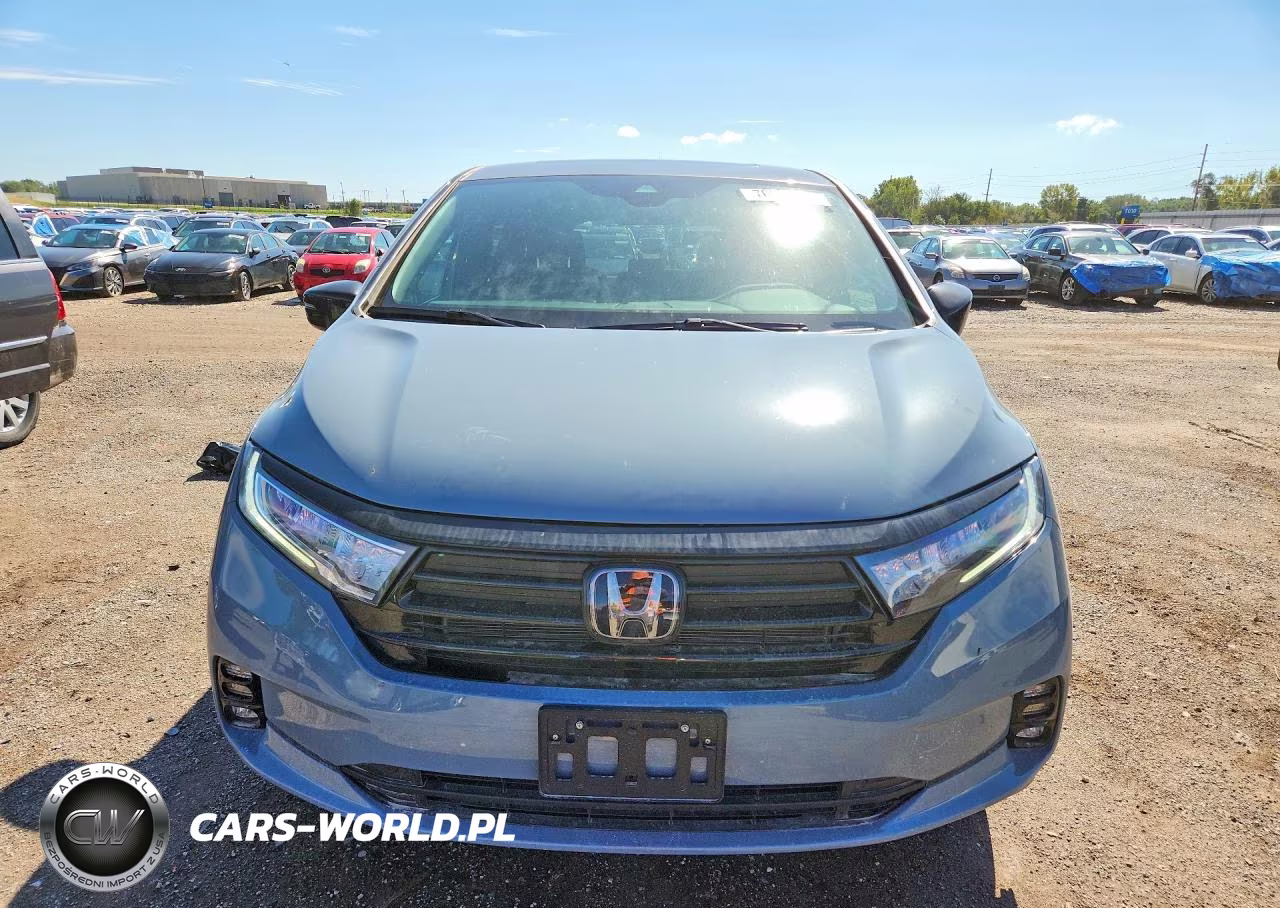 2023 Honda Odyssey Sport-L VIN:5FNRL6H75PB065814 - 5