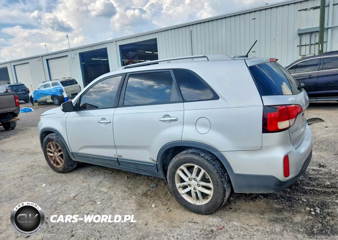 2015 Kia Sorento Lx VIN:5XYKT4A67FG577296 - 2