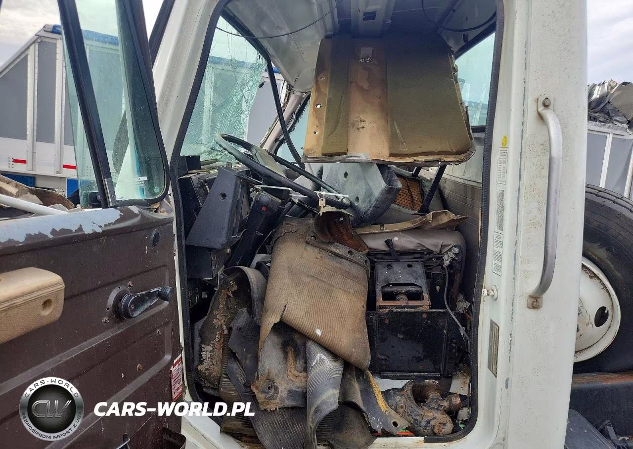 1998 International 2674 Truck Cab And Chassis VIN:1HTGLAHT4WH520547 - 7