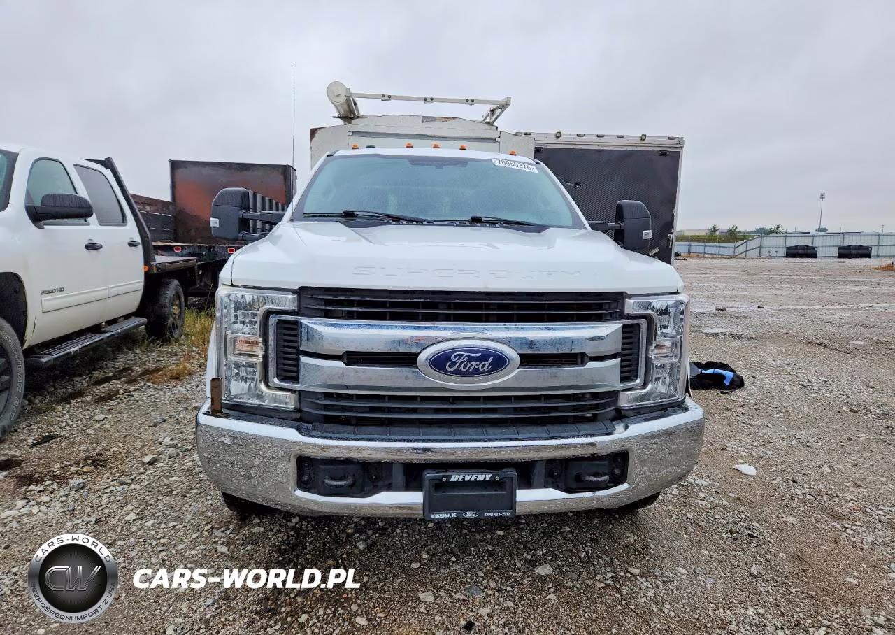 2017 Ford F350 Super Duty VIN:1FD8W3GT8HEE02684 - 5