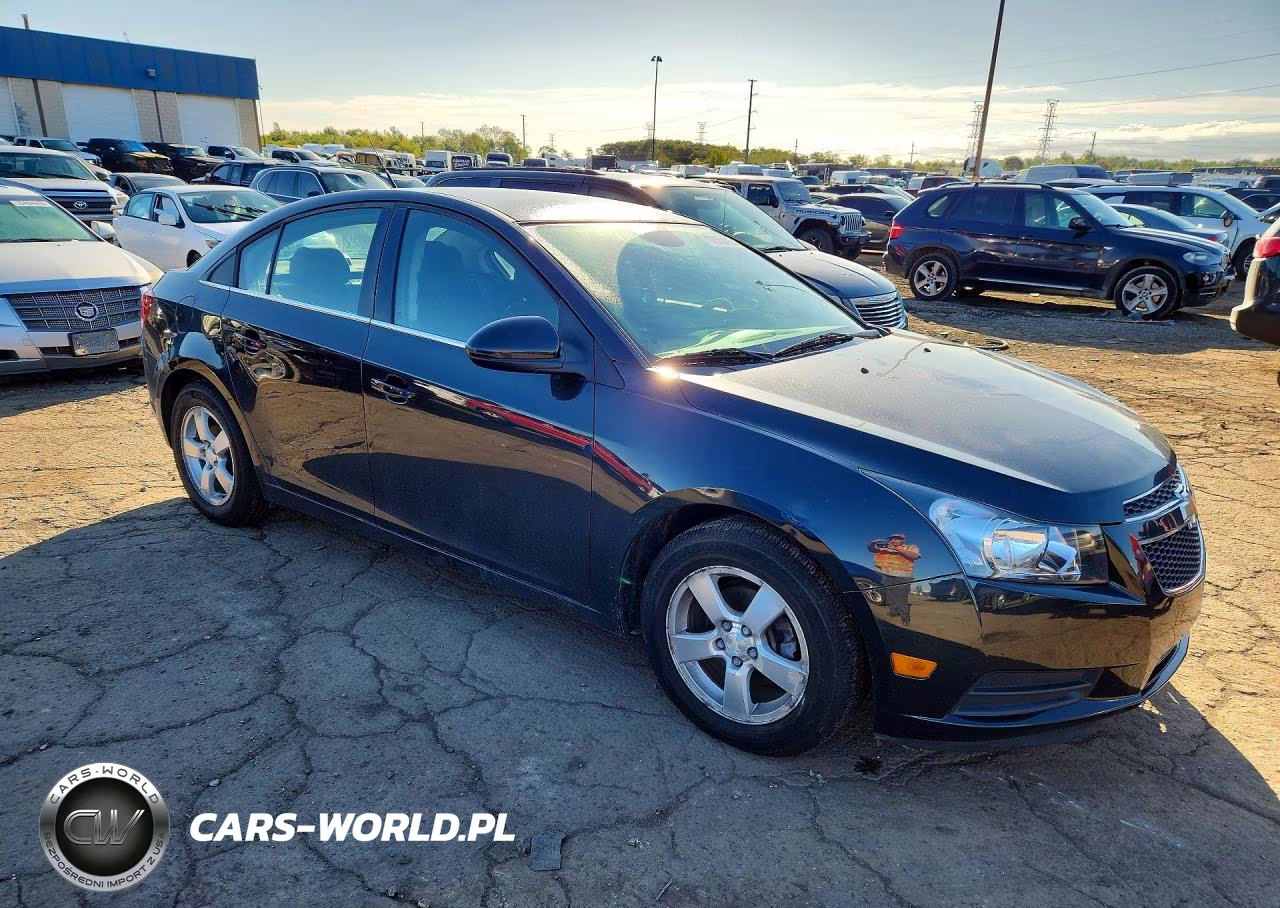 2014 Chevrolet Cruze Lt VIN:1G1PC5SB8E7306159 - 4