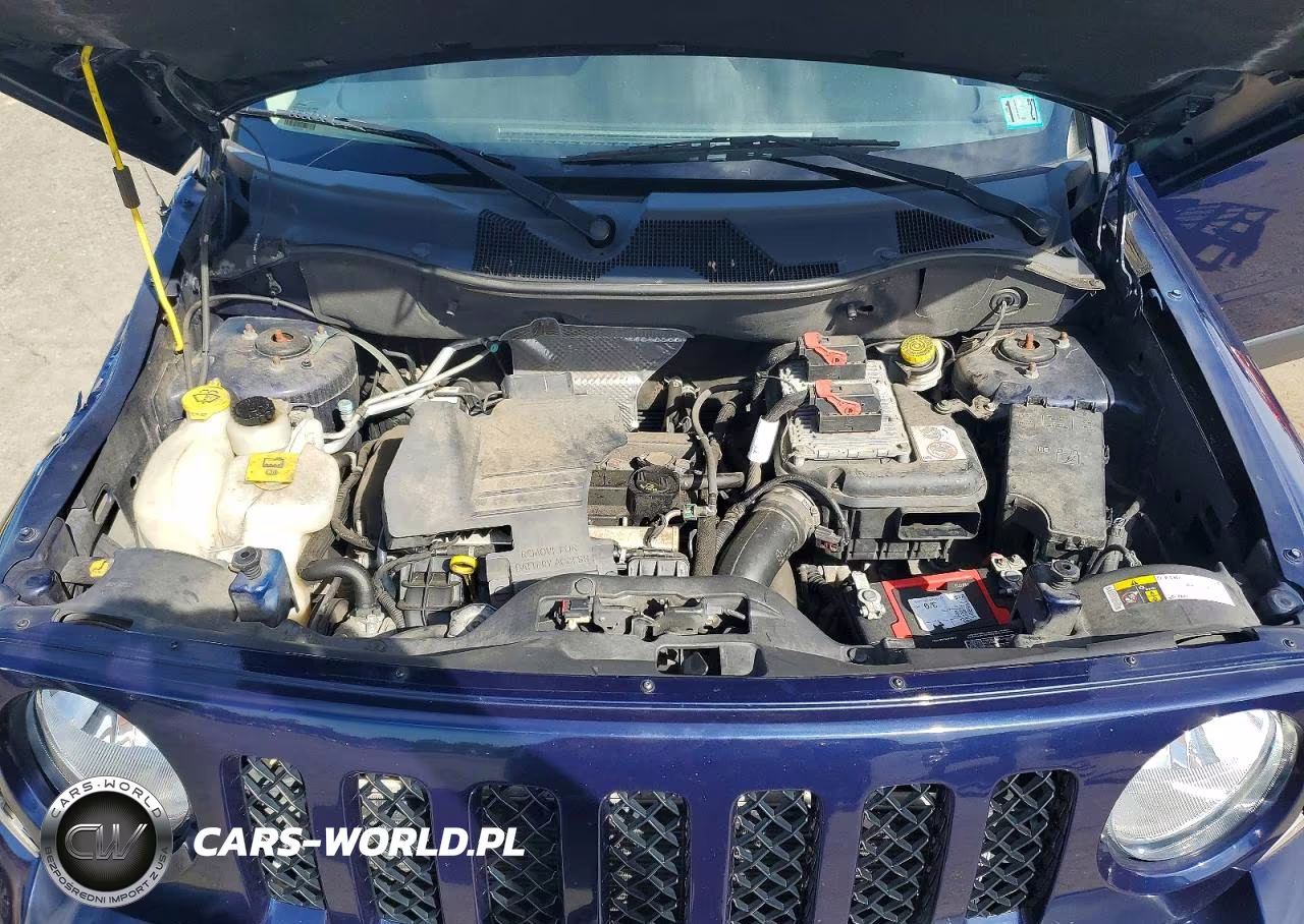 2015 Jeep Patriot Latitude VIN:1C4NJPFAXFD401035 - 12