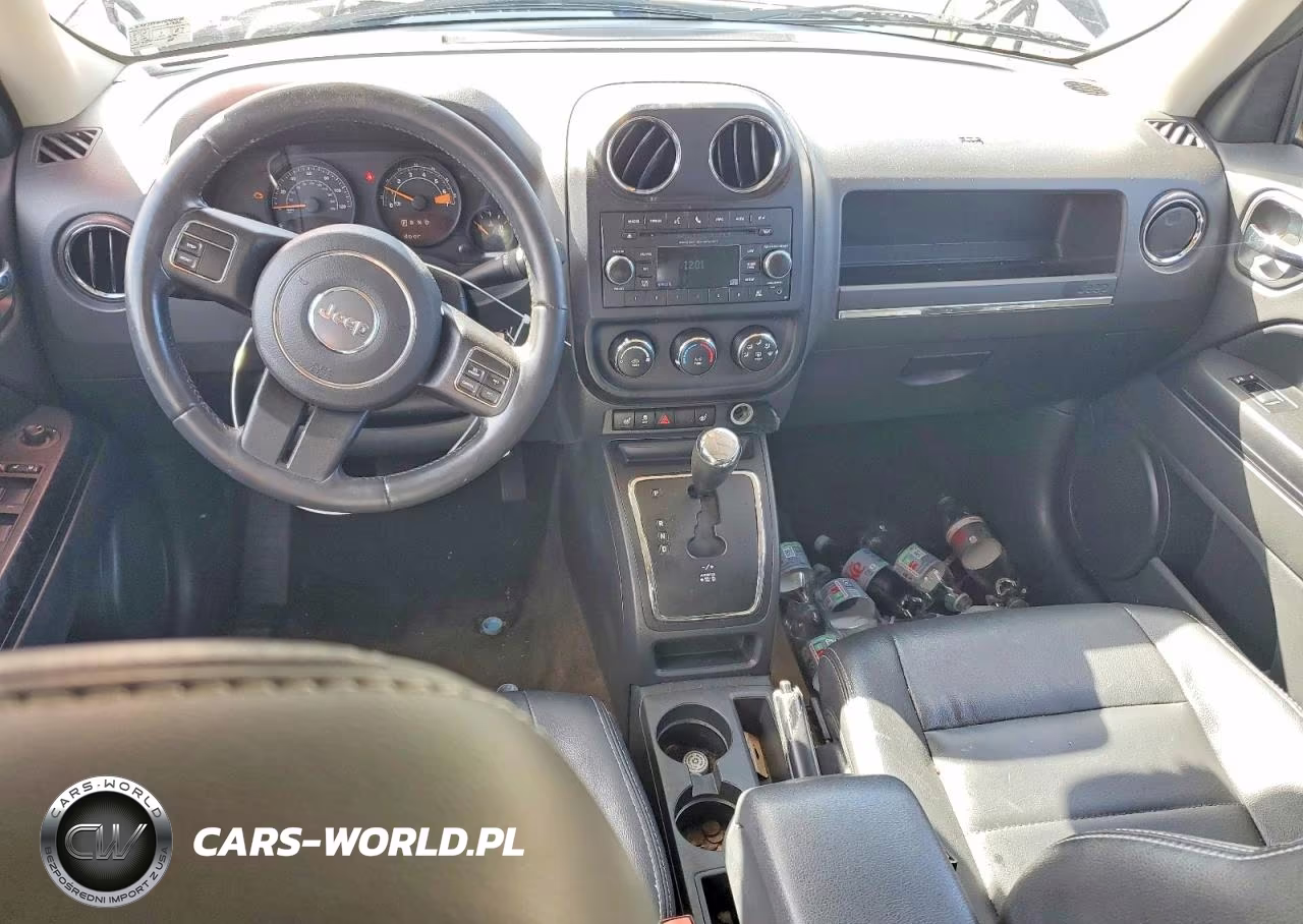2015 Jeep Patriot Latitude VIN:1C4NJPFAXFD401035 - 8