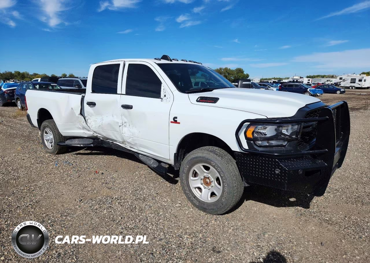 2024 Ram 3500 Tradesman VIN:3C63R3GL8RG256441 - 4