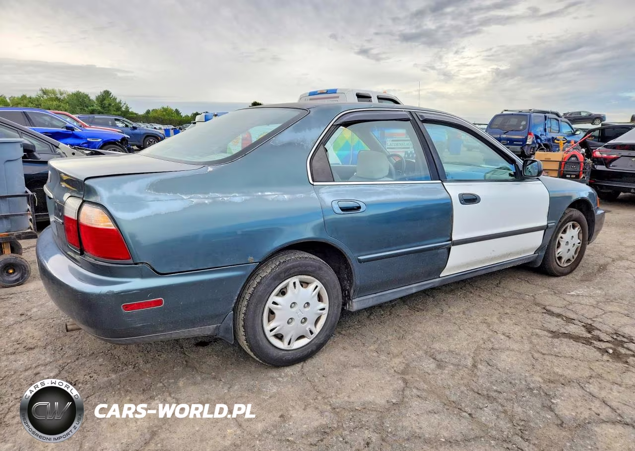 1996 Honda Accord Value VIN:1HGCD5696TA243123 - 3
