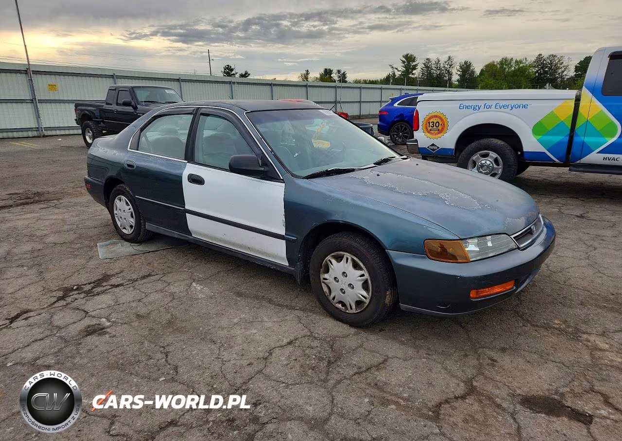 1996 Honda Accord Value VIN:1HGCD5696TA243123 - 4