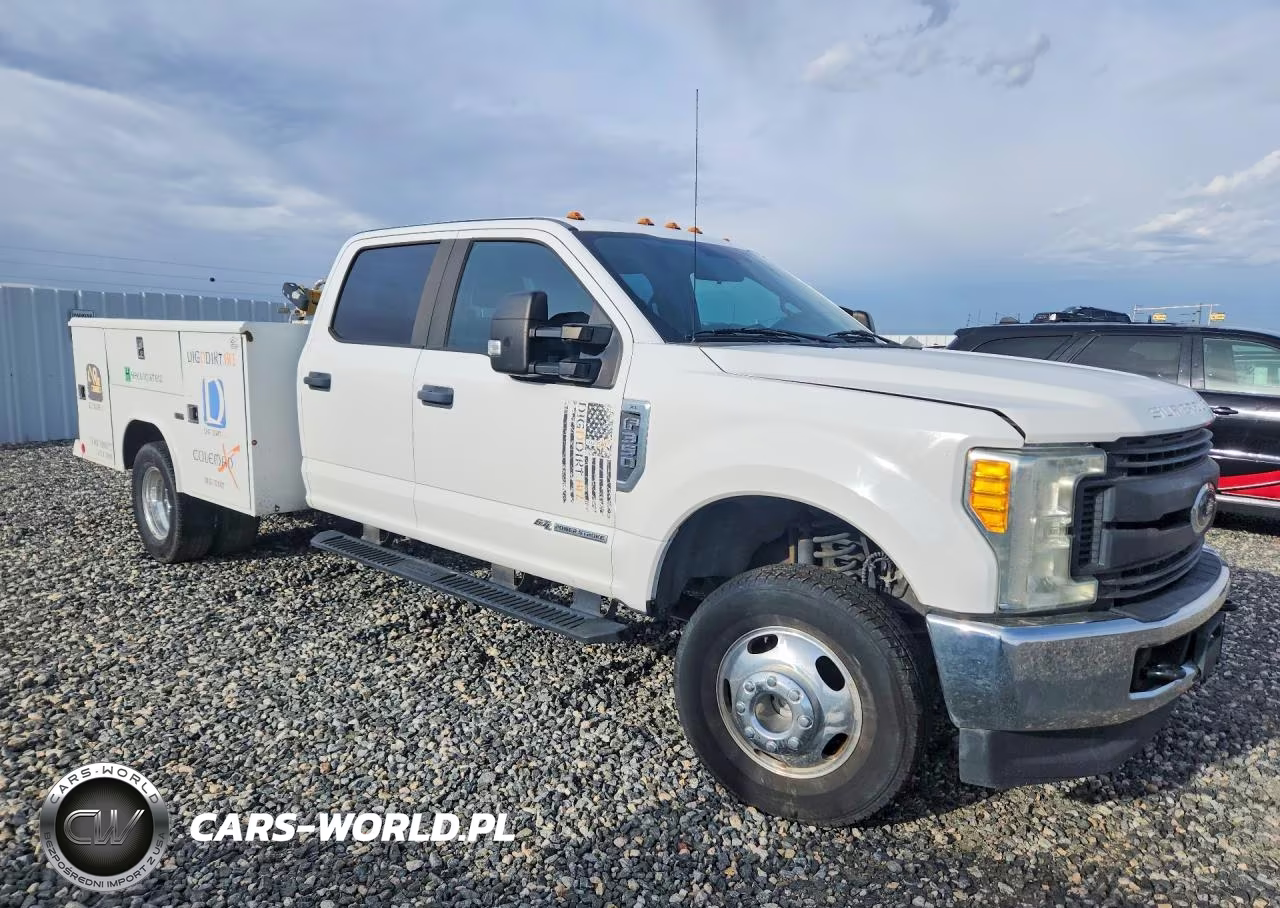 2017 Ford F350 Super Duty VIN:1FD8W3HT0HEB94086 - 4